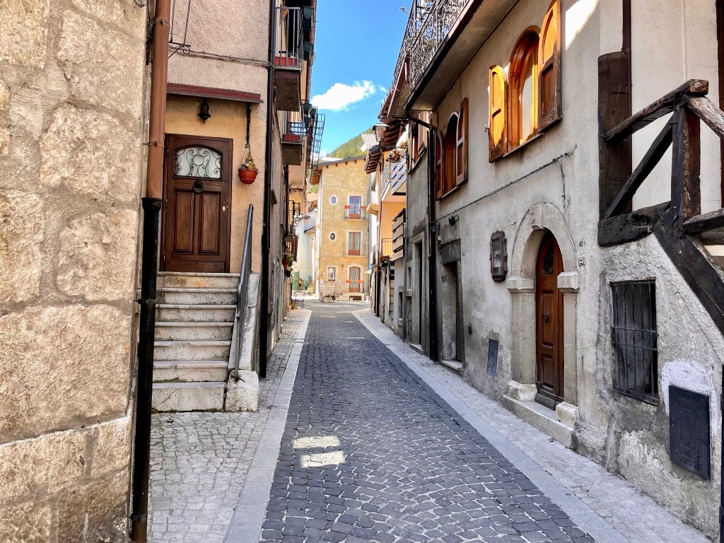 piccoli-borghi-pescasseroli-foto-le-masserie